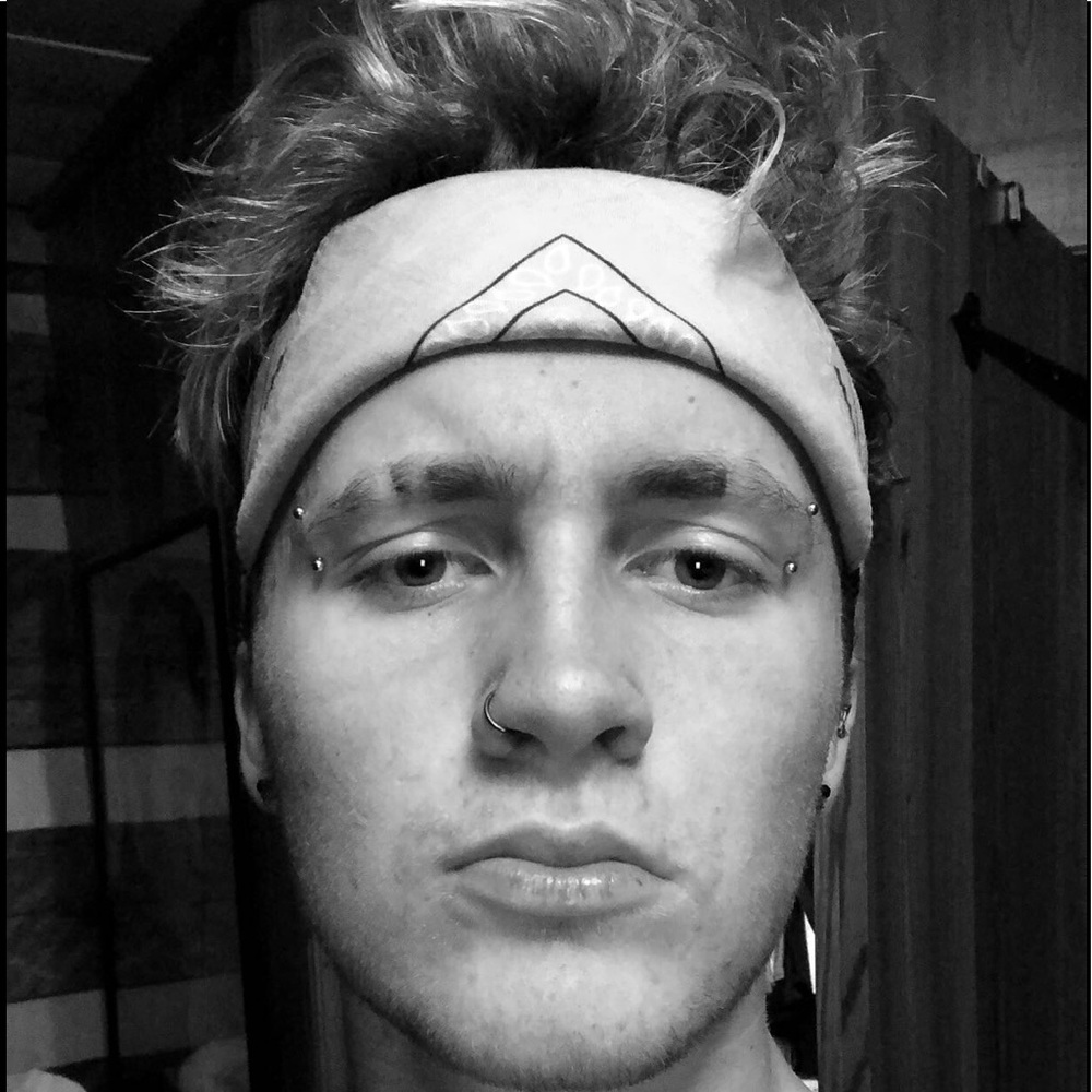 Meet your Posher, Dylan